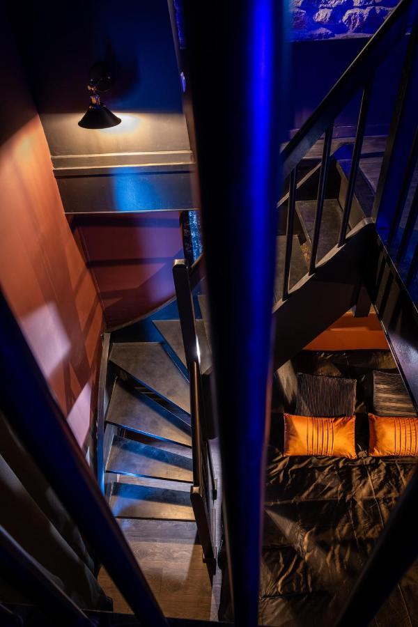 Cherie Cherry - Romantic And Bdsm House Брие Экстерьер фото